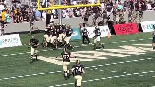Army Football 🏈 Fullback runs for a touchdown
