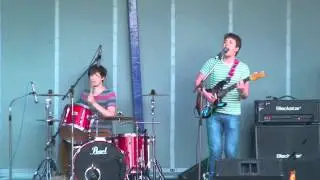 Glastonbrewery 2012 - Idol Minds