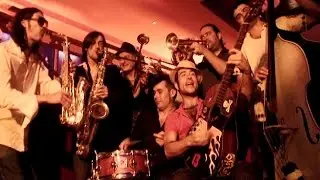 Muchachito Bombo Infierno - El Compadre (Videoclip Oficial)