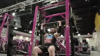 Planet fitness Smith machine overhead presses 200x2 and 210x1