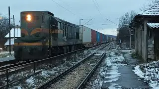 ŽS 661-152 ON COSCO CONTAINERS WHILE SLOWLY PASSING Miloševo | 05.01.2026.