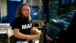 It's like 1984 - Tim Minchin @ Big fat quiz 2009 (subs)