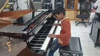 Har kisi ko... | do labz ki hai | Full song by Vijay Tulaskar |10 years young boy on grand piano |