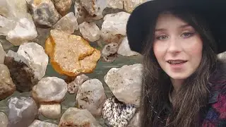 Oregon Rockhounding | Following a river and finding some beautiful milky agates! #rockhounding