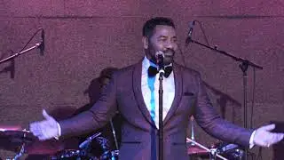 Never Gonna Give Ya Up