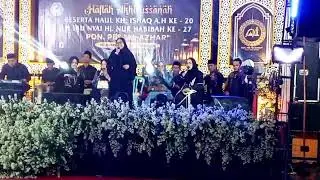 Gonili gambus salman nada di acara haflah ahirussanah pond-pest Al -azhar 