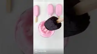pink and white cakesicles 🤍💕 #cake #cakesicles #cakepops