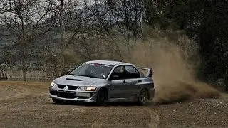 Mitsubishi EVO VIII vs Subaru Impreza STI WRX Sand Drifting