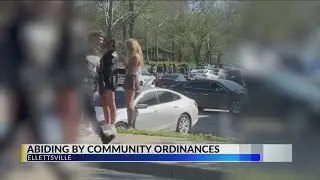 Unplanned crowd floods Ellettsville during Little 500 weekend