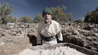 Artist Spends 10 Years Digging This Mesmerizing Cave In New Mexico