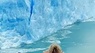 Desprendimiento en el Glaciar Perito Moreno