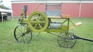 IHC Mogul 10 HP Scree-Cooled Portable Gas Engine @ Lake Side Farms Auction