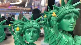 Shopping at I Love NY Gift Shop (The Great NY Gift Shop Heist)