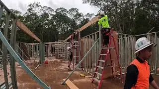 Site office - Roof Framing #construction #carpentry #roofframing #LVL