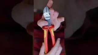 The Best Diagonal Cutters Money Can Buy #electricianstools #knipexpliers #knipex