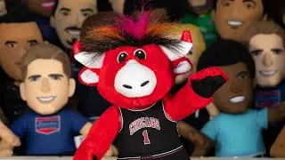 Chicago Bulls Mascot Benny The Bull 10