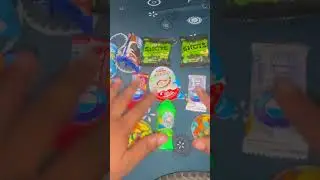 Oreo pulsh shorts kinder joy orbit gems mini Rocket