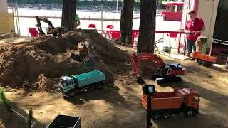 How many Kgs can lift such a small RC wheel loader? Cuantos kilos puede levantar una maquina RC?