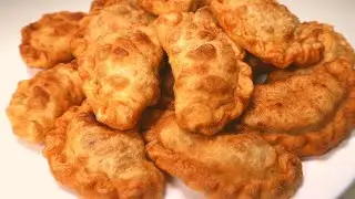 how to make delicious moong bean samosa, homemade moong bean recipe