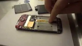 Установка батарейки от HTC One X Plus в телефон HTC One S. Replace Battery.
