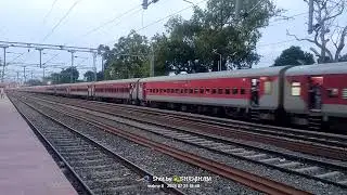 Arrival of Avadh express at BMKI