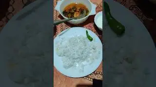 homemade saag and chicken with curd=blessed and subscribe my channel and guyz support me
