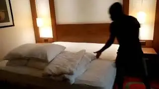 Professional way to make bed in housekeeping