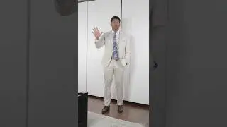 How to Wear Suits in the Summer