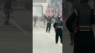 Guards at India-Pakistan Border Perform Independence Day Ceremony #shorta