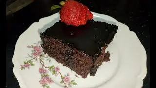 Chocolate cake with the easiest chocolate sauce