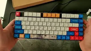 Unboxing Strike Freedom Gundam themed PBT Keycaps