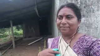 వామ్మోఈఇంట్లో🤔ఎలాఉన్నారు15సంవత్సరాలపాటు ఇక్కడెఉన్నాను రెండుకిలోమీటర్ల వరకుఒకఇల్లుకూడాలేదు అడవిలెక్కె