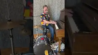 Damien Robitaille performs MR. VAIN by Culture Beat