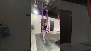 #aerialshorts #aerialflow #aerialyogaclass #yogapractice #fyp #youtubeshorts #dailyshorts #aerial