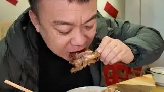 张店一家隆江猪脚饭，肘子卤汁拌饭，还有5种小菜管够！ #地方特色美食 #淄博美食 #美食#阿祥嫂隆江猪脚饭 #地方特色小吃