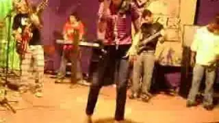 Rafaela Cantando Magia do Amor no FACE de Brumado - Postado por Vin&iacute;cius