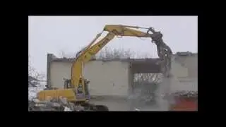 Kobelco E215SR Abbruch Schule Edlach