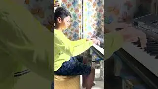 :Rick Astley&rsquo;s evergreen classic Never Gonna Give You Up 🎶