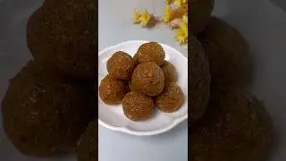 Roti laddu#leftoverroti recipe #shorts#instantchurma Laddu
