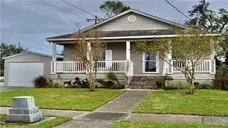 2533 MAUREEN Lane, Meraux, LA Presented by Sissy Dufrene.