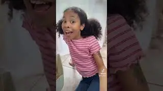 Coucou c&rsquo;est Elisa 😁 #acting #humour #curlyhair #famille