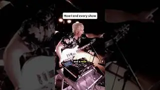 dynamic rock ending 🎸 #soloact #comedy #liveconcert #married #catdad