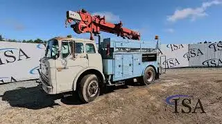 5224 - 1990 Ford 8000 Service/Crane Truck Will Be Sold At Auction!
