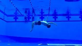 6 Frontflips…3 Backflips…Underwater