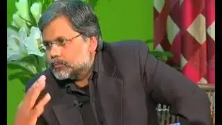 Kejriwal exposed along with Aaj Tak news anchor Punya Prasun Bajpai'