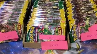 I open over 108 Evolving Skies packs while I search for Umbreon