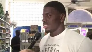 NFL Player Larry Dean making a difference in his hometown