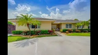 10324 NW 130th st  Hialeah Gardens FL 33018