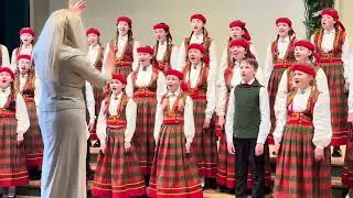Ogres mūzikas skolas koris &ldquo; Cielaviņa &ldquo;