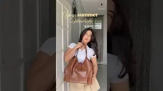 When your bag is giving &ldquo;that girl&rdquo;energy without even trying🤎 featuring the fit-it-all hobo bag✨